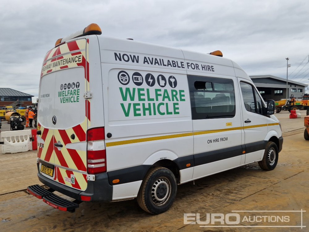 2015 Mercedes Sprinter - 康比货车, 无侧窗厢式货车:图5 2015 Mercedes Sprinter - 康比货车, 无侧窗厢式货车:图5