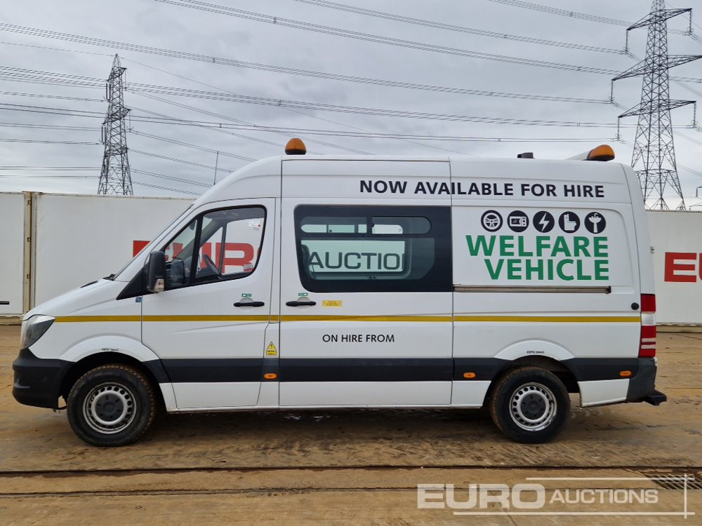 2015 Mercedes Sprinter - 康比货车, 无侧窗厢式货车:图2 2015 Mercedes Sprinter - 康比货车, 无侧窗厢式货车:图2