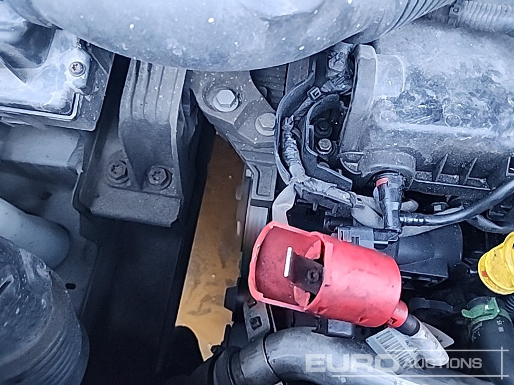 小型货车 2015 Renault Master:图44 小型货车 2015 Renault Master:图44