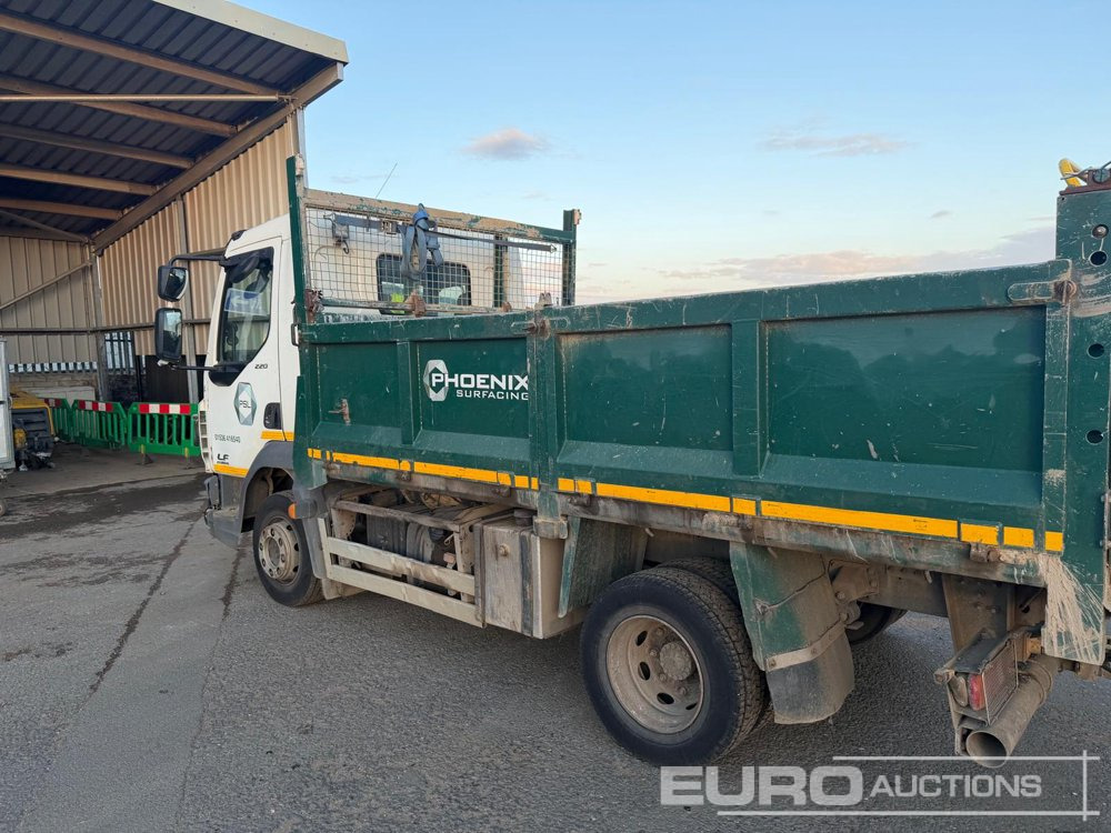 2016 DAF LF220FA - 翻斗车:图2 2016 DAF LF220FA - 翻斗车:图2