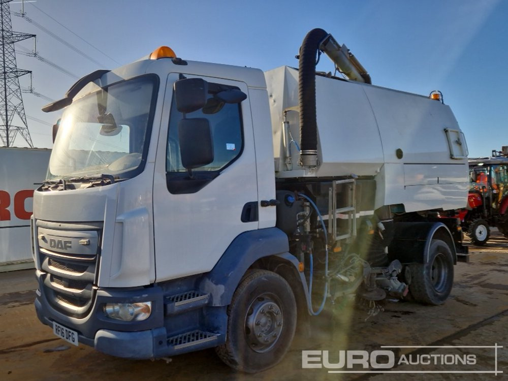 2016 DAF LF220 - 道路清扫机:图1 2016 DAF LF220 - 道路清扫机:图1