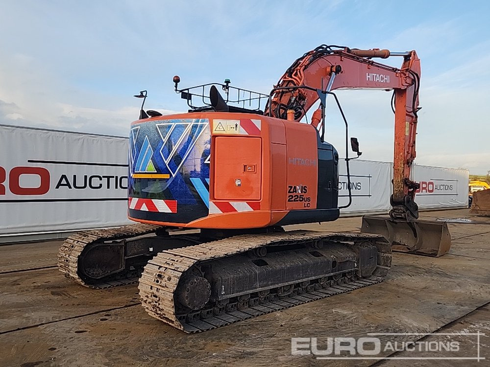 2016 Hitachi ZX225USLC-5B - 履带式挖掘机:图5 2016 Hitachi ZX225USLC-5B - 履带式挖掘机:图5