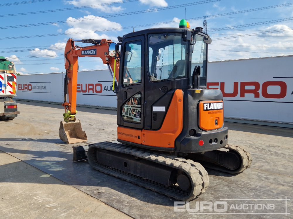 2016 Hitachi ZX55U-5A - 小型挖掘机:图3 2016 Hitachi ZX55U-5A - 小型挖掘机:图3