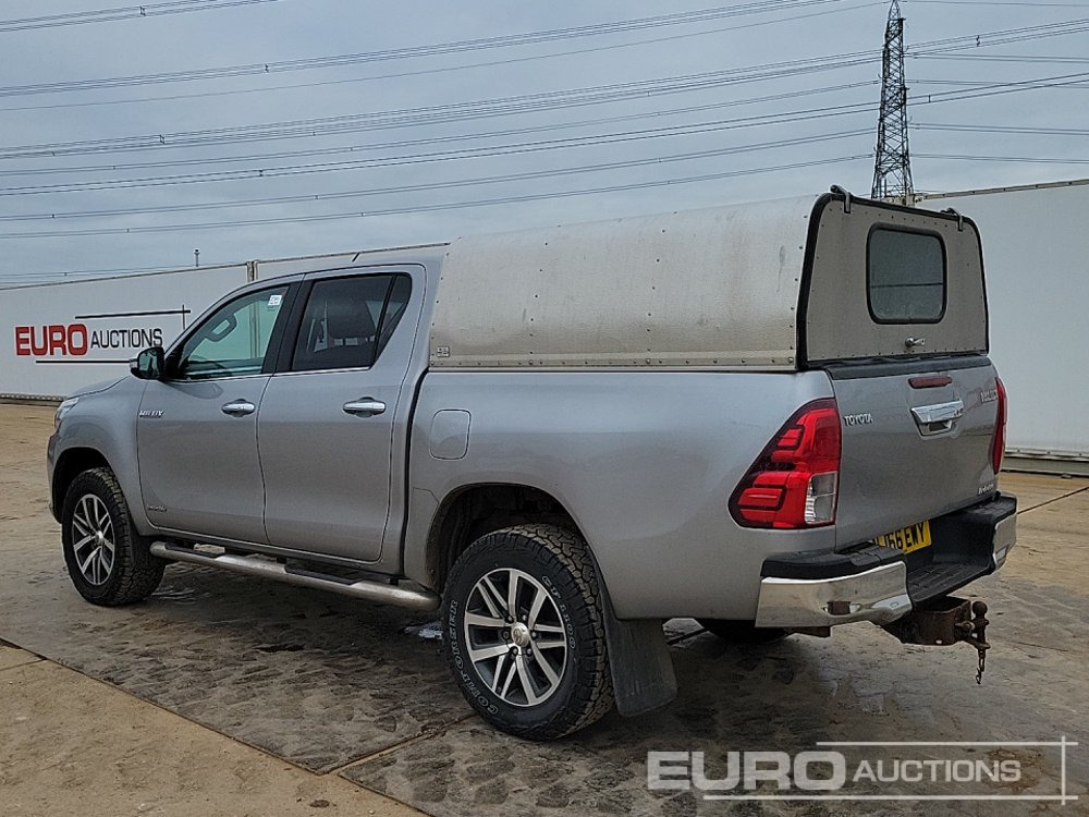 2016 Toyota Hilux Invincible - 皮卡车:图3 2016 Toyota Hilux Invincible - 皮卡车:图3