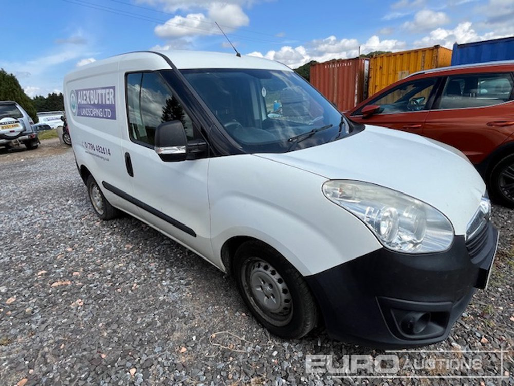 2016 Vauxhall Combo - 小型货车:图3 2016 Vauxhall Combo - 小型货车:图3
