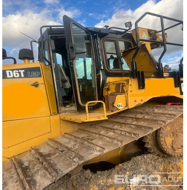 2017 CAT D6T - 推土机:图2 2017 CAT D6T - 推土机:图2