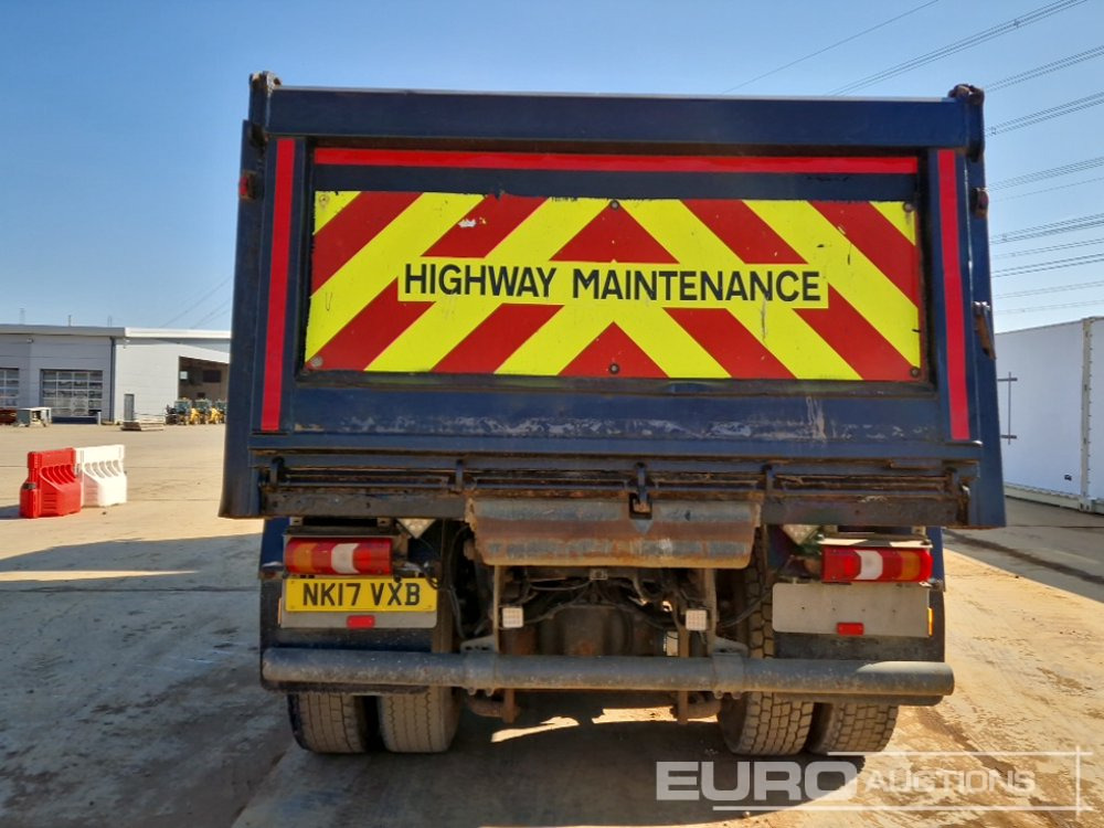 2017 Mercedes Arocs 3240 - 翻斗车:图4 2017 Mercedes Arocs 3240 - 翻斗车:图4