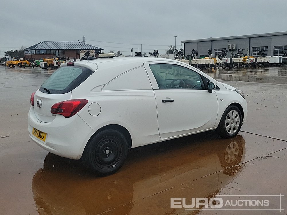 2017 Vauxhall Corsa - 小型货车:图5 2017 Vauxhall Corsa - 小型货车:图5