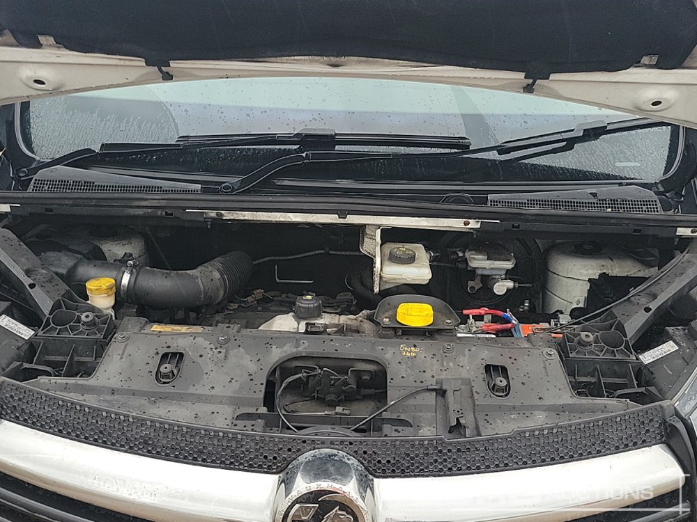 小型客车 2017 Vauxhall Vivaro：图13