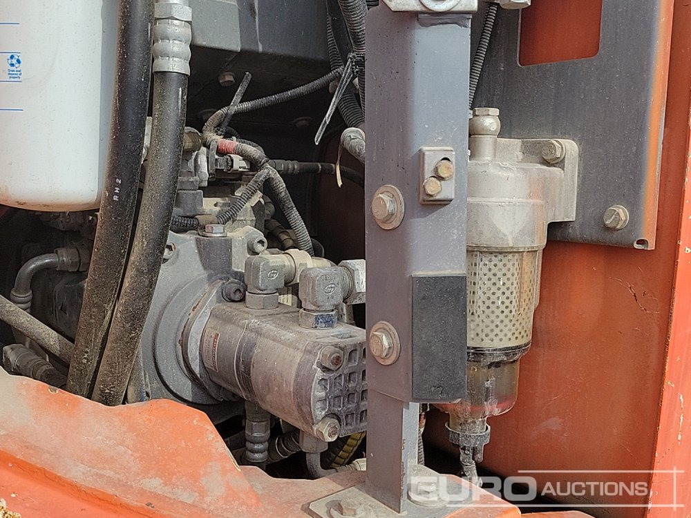 履带式挖掘机 2018 Hitachi ZX135US-6：图35