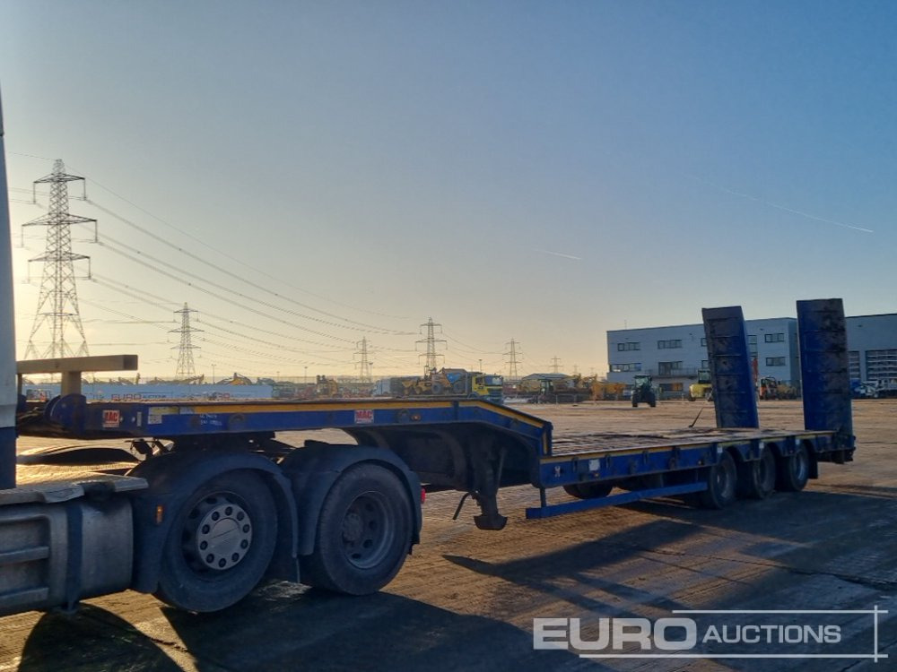 2018 McCauley Tri Axle Step Frame Low Loader Trailer, Out Riggers, Hydraulic Ramps - 低装载半拖车:图1 2018 McCauley Tri Axle Step Frame Low Loader Trailer, Out Riggers, Hydraulic Ramps - 低装载半拖车:图1
