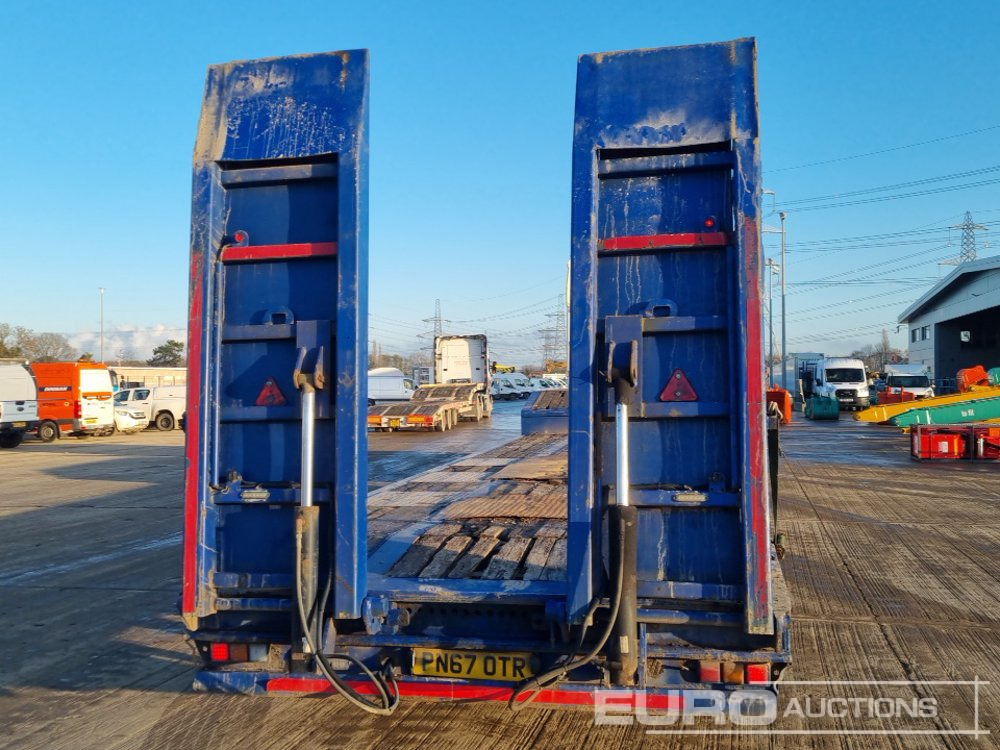 2018 McCauley Tri Axle Step Frame Low Loader Trailer, Out Riggers, Hydraulic Ramps - 低装载半拖车:图4 2018 McCauley Tri Axle Step Frame Low Loader Trailer, Out Riggers, Hydraulic Ramps - 低装载半拖车:图4