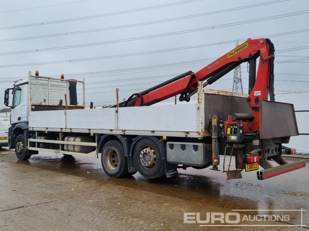 2018 Mercedes Arocs 2533 - 栏板式/ 平板卡车:图3 2018 Mercedes Arocs 2533 - 栏板式/ 平板卡车:图3