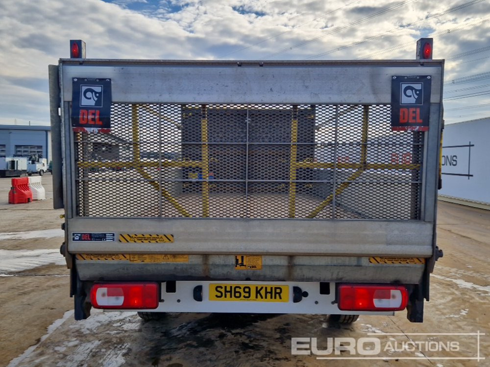 2019 Volkswagen Crafter CR35 - 平板货车:图4 2019 Volkswagen Crafter CR35 - 平板货车:图4