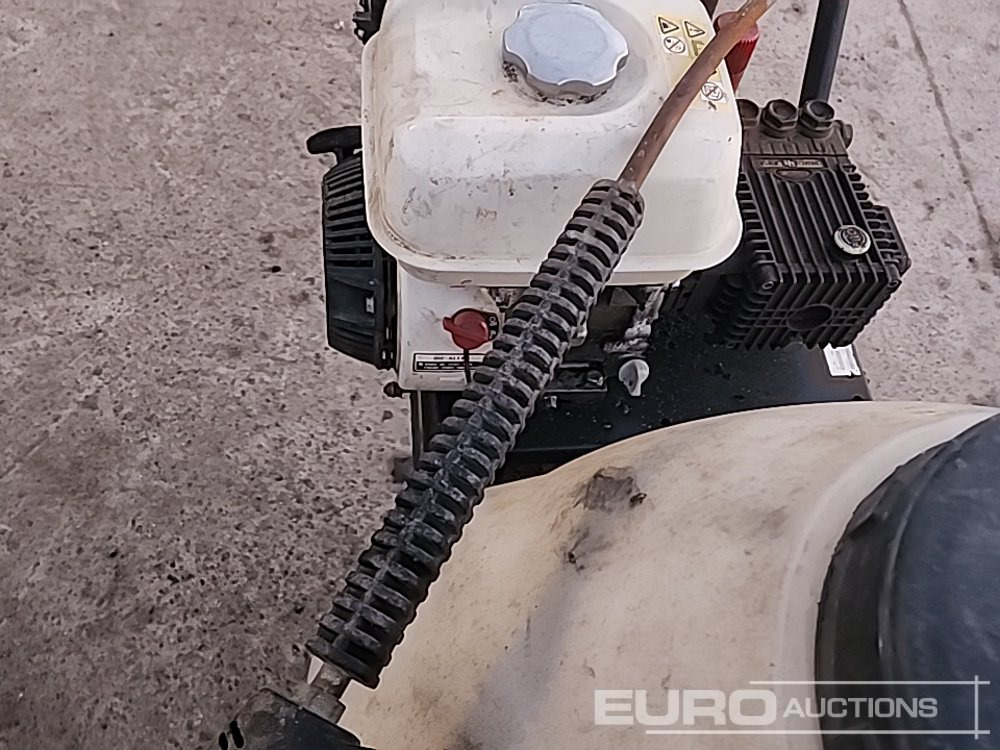 高压清洗机 2020 COMET CRRC 120 ECO Petol Pressure Washer, Honda Engine, Hose, Lance：图11