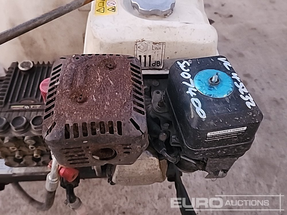 高压清洗机 2020 COMET CRRC 120 ECO Petol Pressure Washer, Honda Engine, Hose, Lance：图22