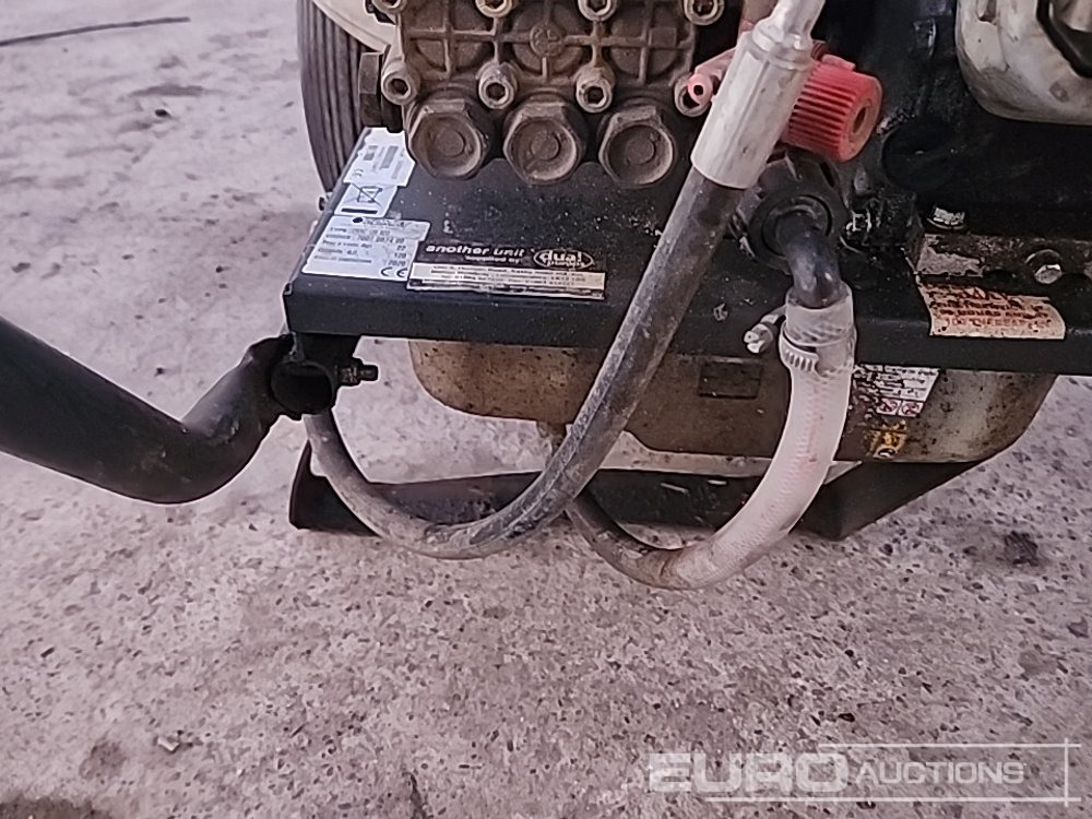 高压清洗机 2020 COMET CRRC 120 ECO Petol Pressure Washer, Honda Engine, Hose, Lance：图20