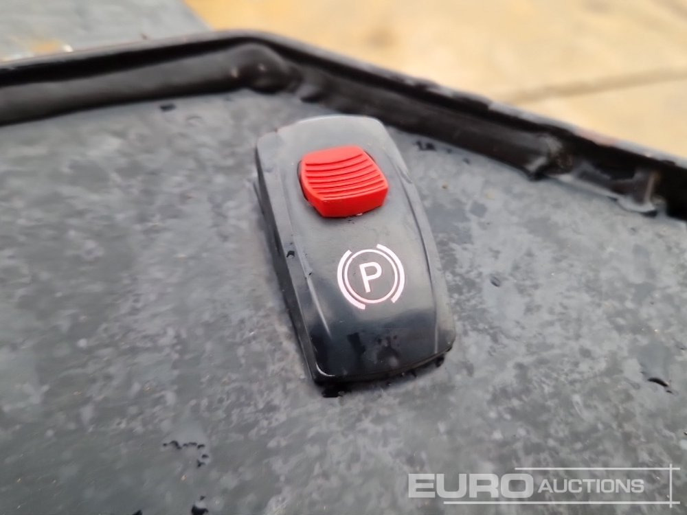 小型自卸车 2020 JCB 1T-2S5:图28 小型自卸车 2020 JCB 1T-2S5:图28