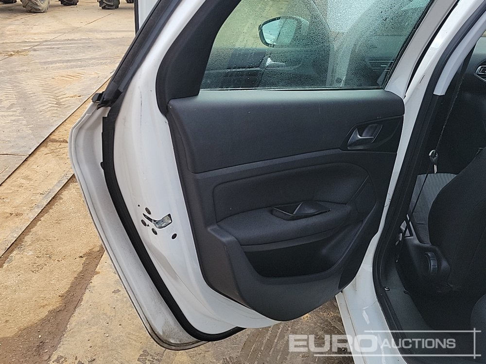 汽车 2020 Peugeot 308：图23