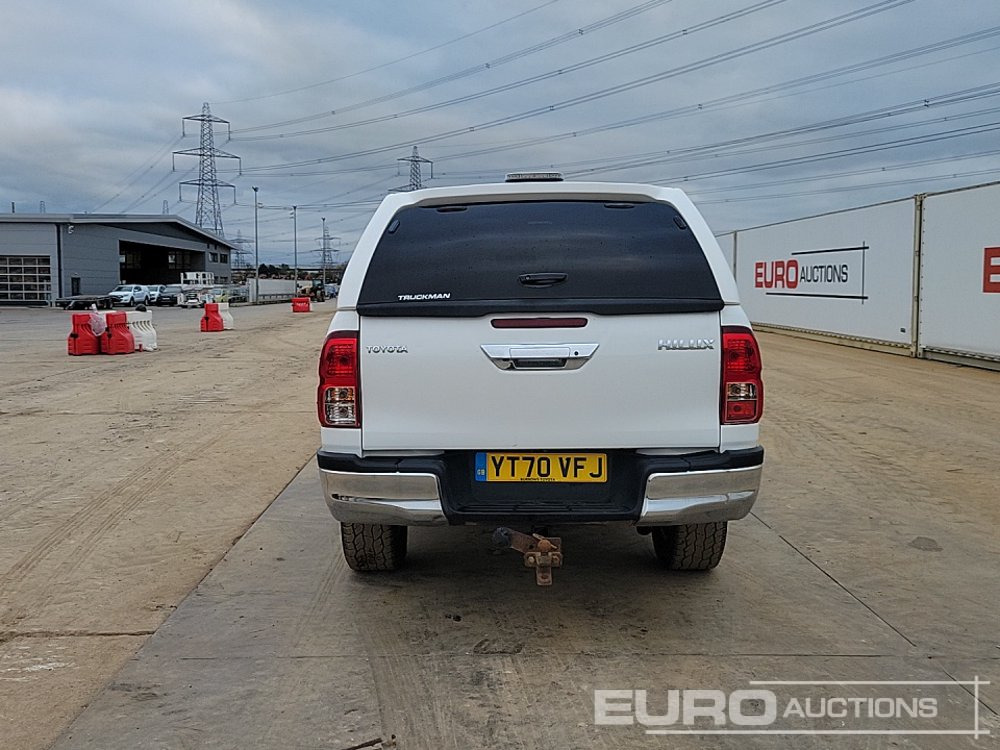 2020 Toyota Hilux Icon - 皮卡车:图4 2020 Toyota Hilux Icon - 皮卡车:图4