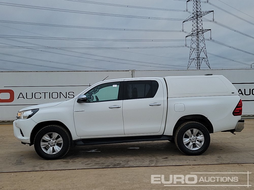 2020 Toyota Hilux Icon - 皮卡车:图2 2020 Toyota Hilux Icon - 皮卡车:图2
