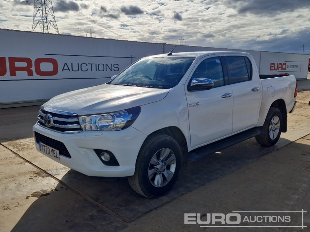 2020 Toyota Hilux Icon - 皮卡车:图1 2020 Toyota Hilux Icon - 皮卡车:图1