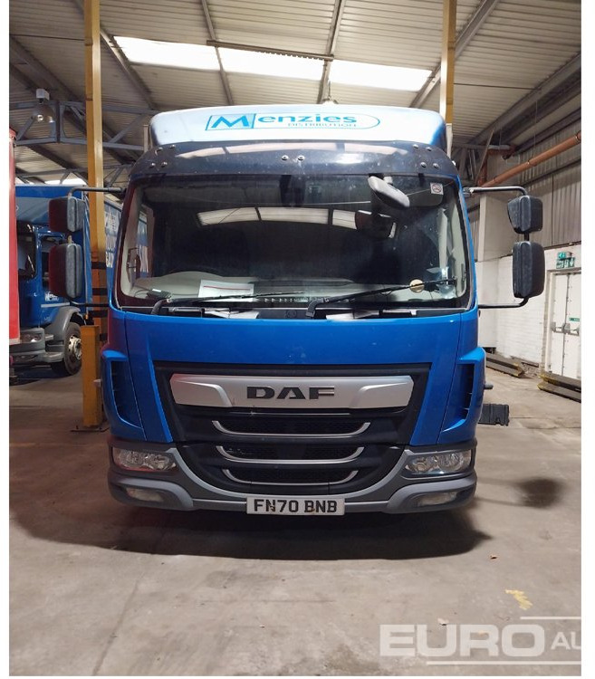 2021 DAF LF210 - 厢式卡车:图1 2021 DAF LF210 - 厢式卡车:图1