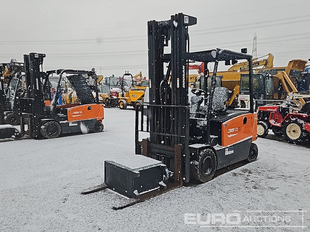 2021 Doosan B35X-7 Plus - 叉车:图1 2021 Doosan B35X-7 Plus - 叉车:图1