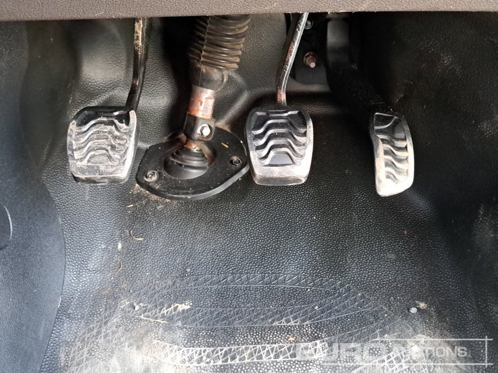翻斗货车 2021 Ford Transit：图30