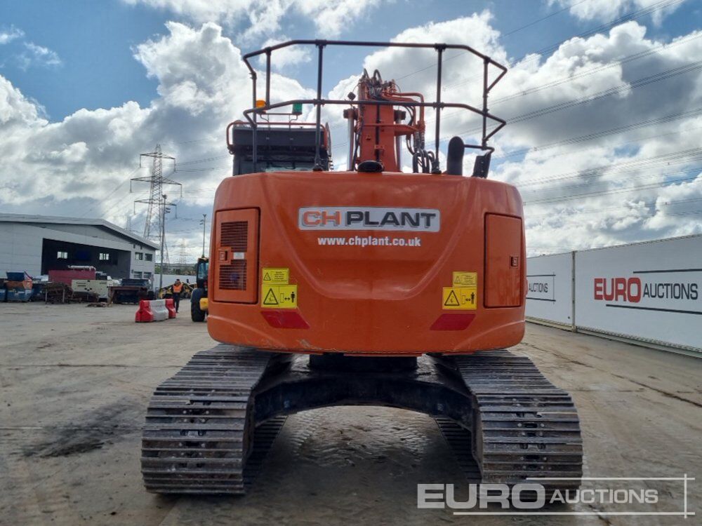 2021 Hitachi ZX225USLC-6 - 履带式挖掘机:图4 2021 Hitachi ZX225USLC-6 - 履带式挖掘机:图4