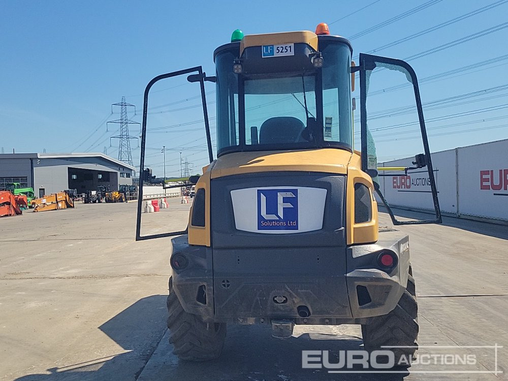 2021 Mecalac 6SMDX - 小型自卸车:图4 2021 Mecalac 6SMDX - 小型自卸车:图4