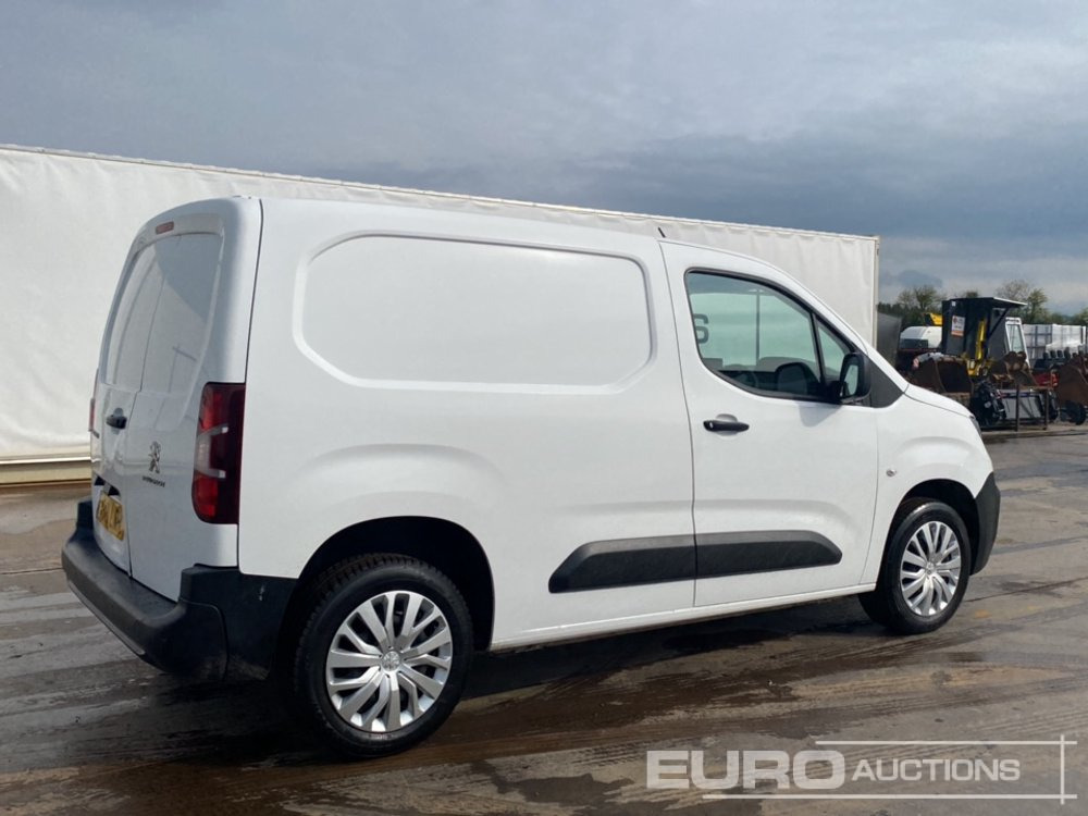2021 Peugeot Partner - 小型货车:图5 2021 Peugeot Partner - 小型货车:图5
