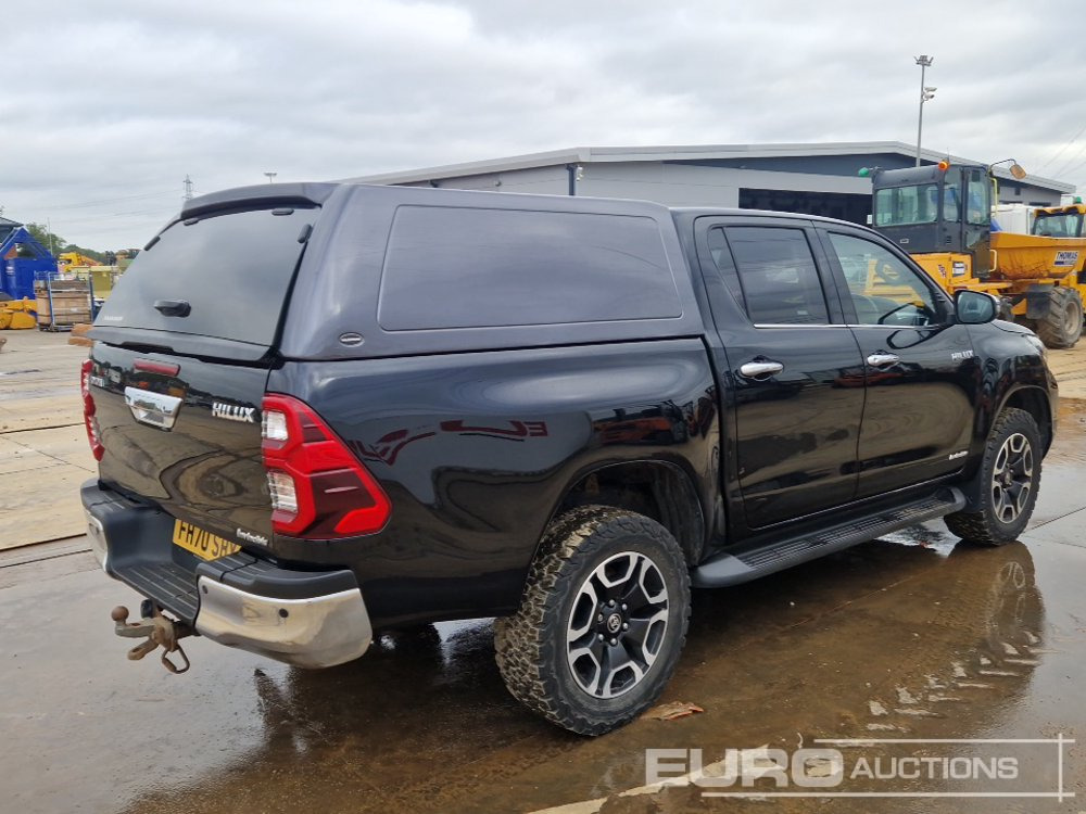 2021 Toyota Hilux Invincible - 皮卡车:图5 2021 Toyota Hilux Invincible - 皮卡车:图5