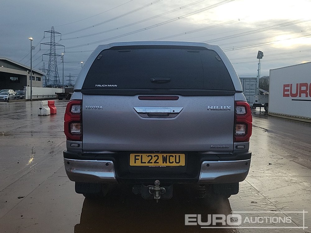 2022 Toyota Hilux Invincible - 皮卡车:图4 2022 Toyota Hilux Invincible - 皮卡车:图4