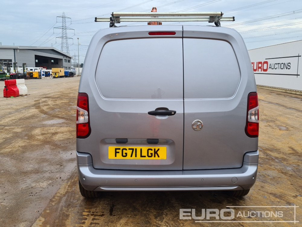 2022 Vauxhall Combo - 小型货车:图4 2022 Vauxhall Combo - 小型货车:图4