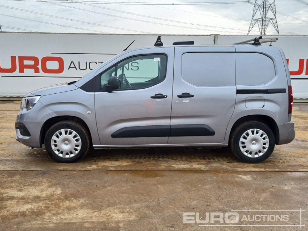2022 Vauxhall Combo - 小型货车:图2 2022 Vauxhall Combo - 小型货车:图2