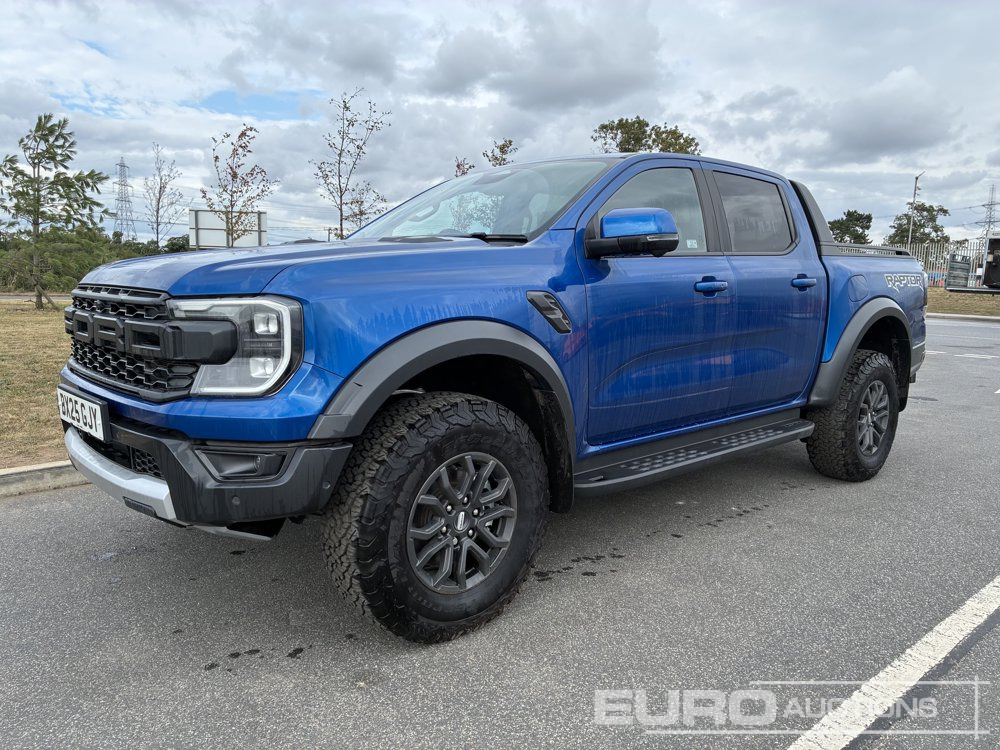 2025 Ford Ranger Raptor - 皮卡车:图1 2025 Ford Ranger Raptor - 皮卡车:图1