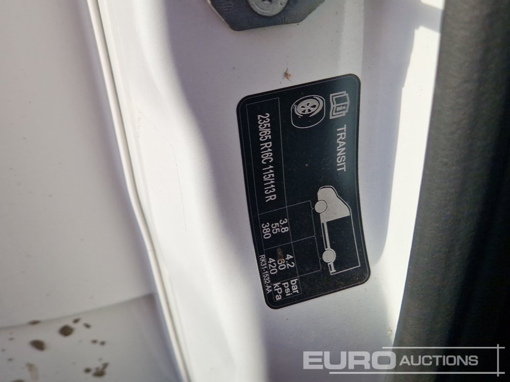 露营货车 2025 Ford Rimor Kilig:图42 露营货车 2025 Ford Rimor Kilig:图42