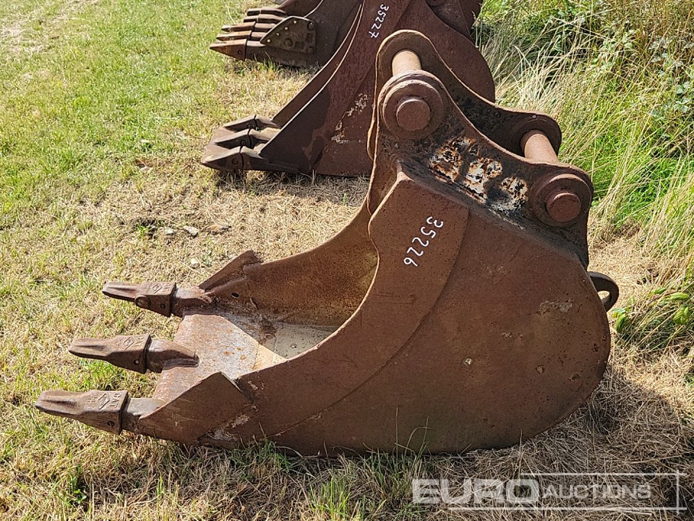 24" Digging Bucket 70mm Pin to suit 14-18 Ton Excavator - 铲斗:图2 24" Digging Bucket 70mm Pin to suit 14-18 Ton Excavator - 铲斗:图2