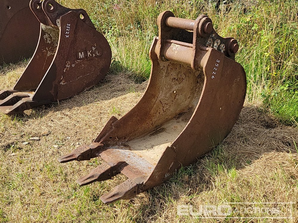 24" Digging Bucket 70mm Pin to suit 14-18 Ton Excavator - 铲斗:图1 24" Digging Bucket 70mm Pin to suit 14-18 Ton Excavator - 铲斗:图1