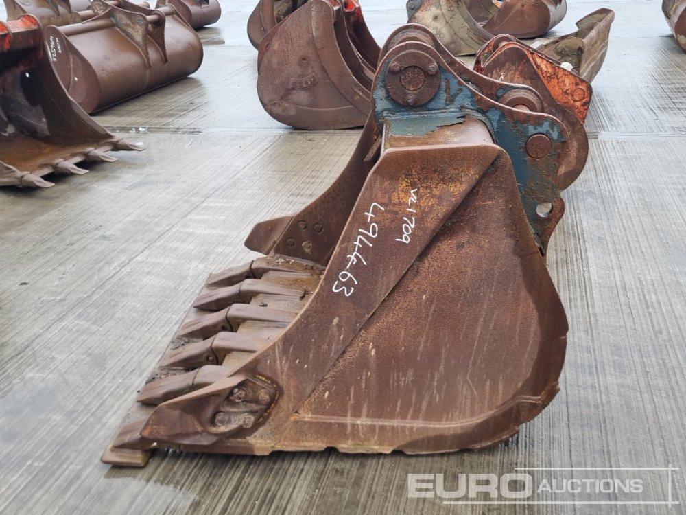 52" Digging Bucket 70mm Pin to suit 14-16 Ton Excavator - 铲斗:图2 52" Digging Bucket 70mm Pin to suit 14-16 Ton Excavator - 铲斗:图2