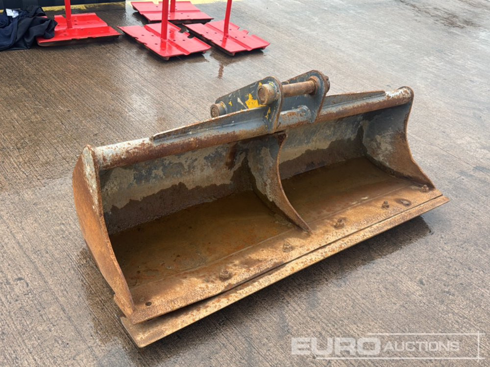 60" Strickland Ditching Bucket 45mm Pin to suit 4-6 Ton Excavator - 铲斗:图4 60" Strickland Ditching Bucket 45mm Pin to suit 4-6 Ton Excavator - 铲斗:图4