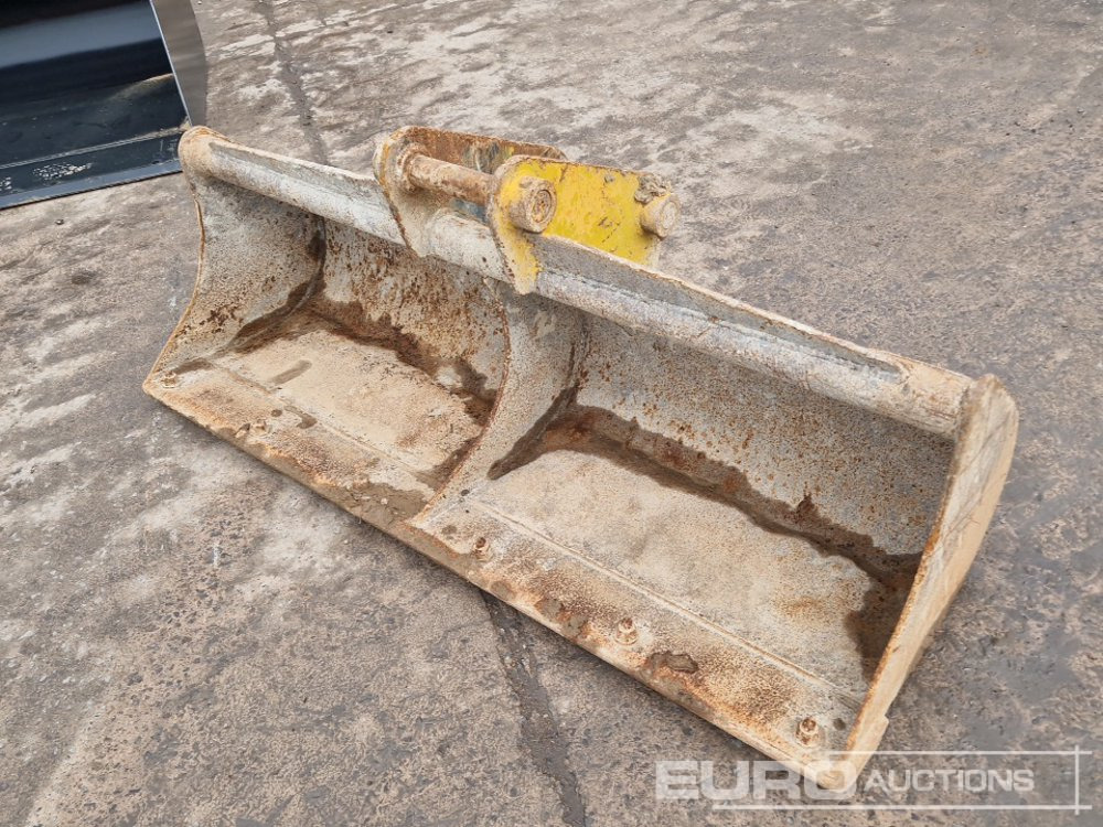 60" Strickland Ditching Bucket 45mm Pin to suit 4-6 Ton Excavator - 铲斗:图1 60" Strickland Ditching Bucket 45mm Pin to suit 4-6 Ton Excavator - 铲斗:图1