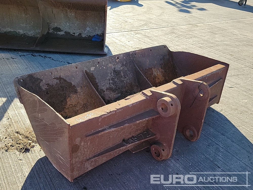 72" Ditching Bucket 70mm Pin to suit 14-18 Ton Excavator - 铲斗:图3 72" Ditching Bucket 70mm Pin to suit 14-18 Ton Excavator - 铲斗:图3