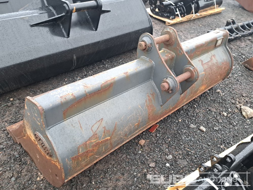 72" Geith Ditching Bucket 45mm Pin to suit 4-6 Ton Excavator - 铲斗:图3 72" Geith Ditching Bucket 45mm Pin to suit 4-6 Ton Excavator - 铲斗:图3
