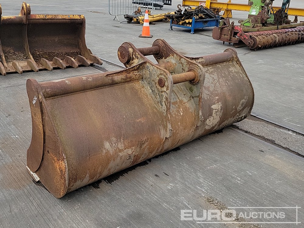 82" Ditching Bucket 70mm Pin to suit 14-18 Ton Excavator - 铲斗:图3 82" Ditching Bucket 70mm Pin to suit 14-18 Ton Excavator - 铲斗:图3