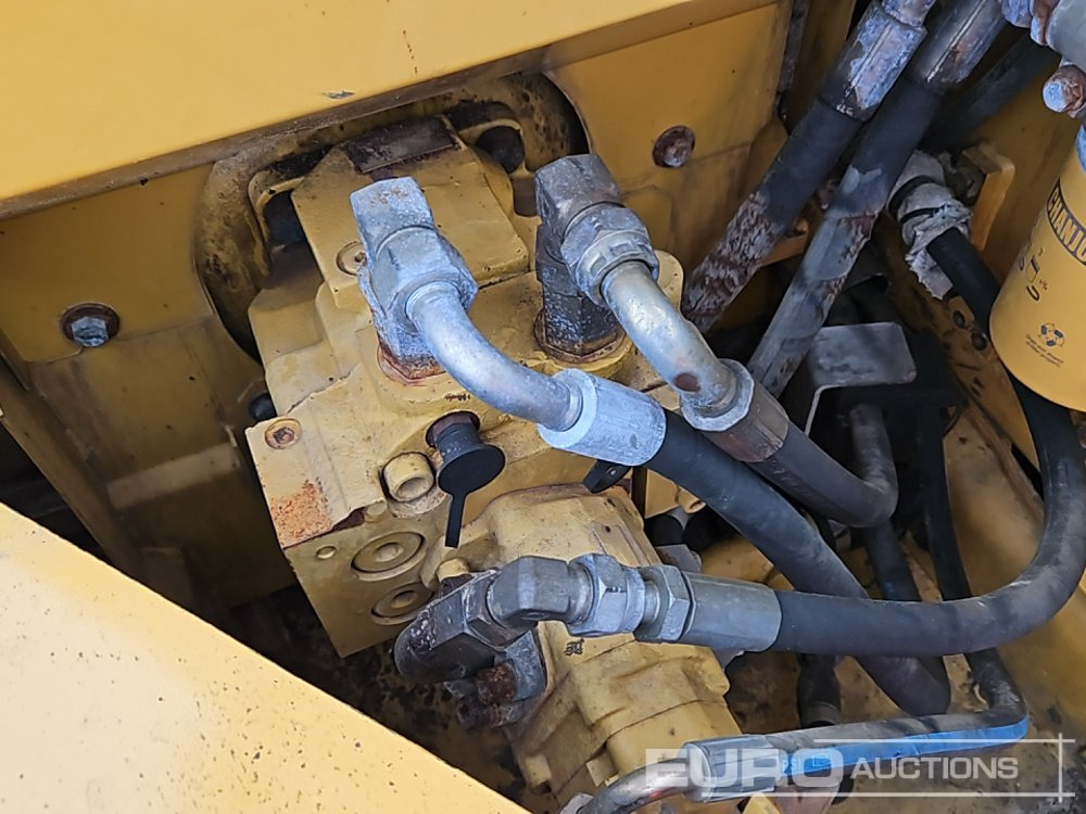 小型挖掘机 CAT 306:图27 小型挖掘机 CAT 306:图27