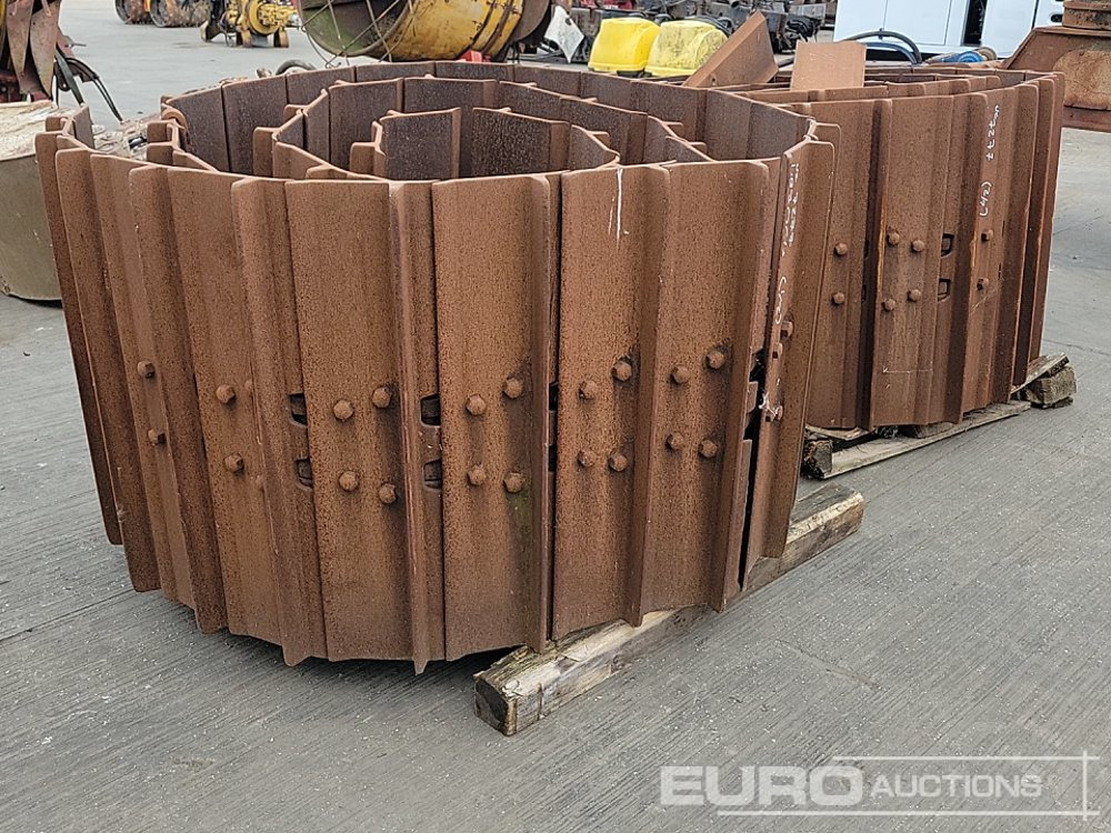 CAT 900mm Track Group (2 of) - 备件:图1 CAT 900mm Track Group (2 of) - 备件:图1