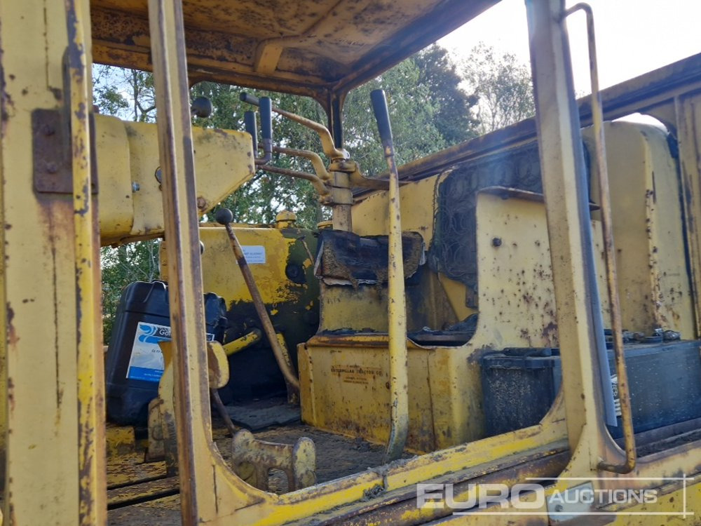 推土机 CAT D7：图26