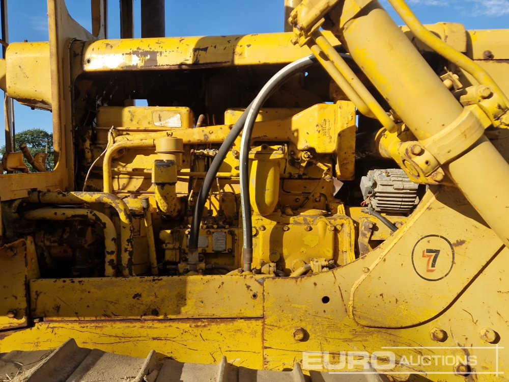推土机 CAT D7：图23